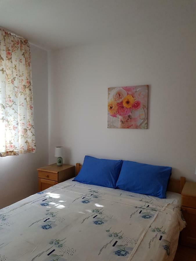 Apartments Marijeta Vir Bagian luar foto